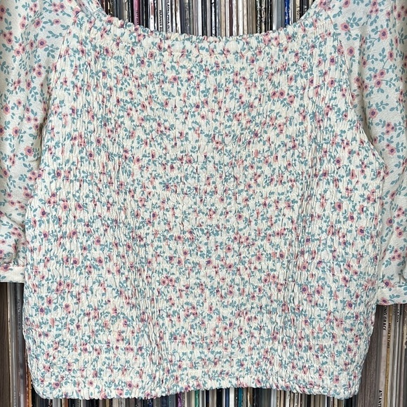 Sophie Rue Floral Puff-Sleeved Smocked Bodice Cropped Top Size Small - Picture 2 of 3